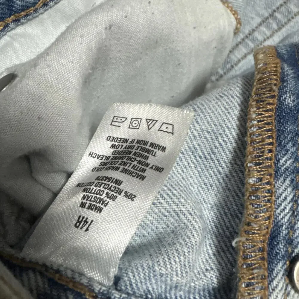 Aeropostale Jeans Low Rise Skater Blue Distressed 5 Button Fly Women’s Size 14 - Picture 10 of 12